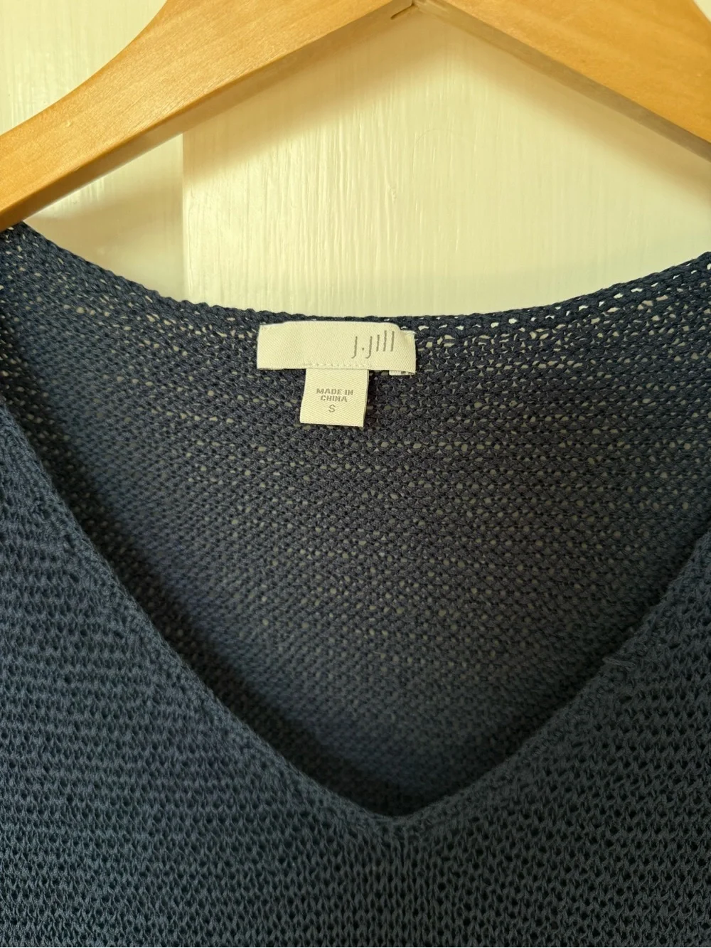 J. Jill Navy V-Neck Short Sleeve Knit Top